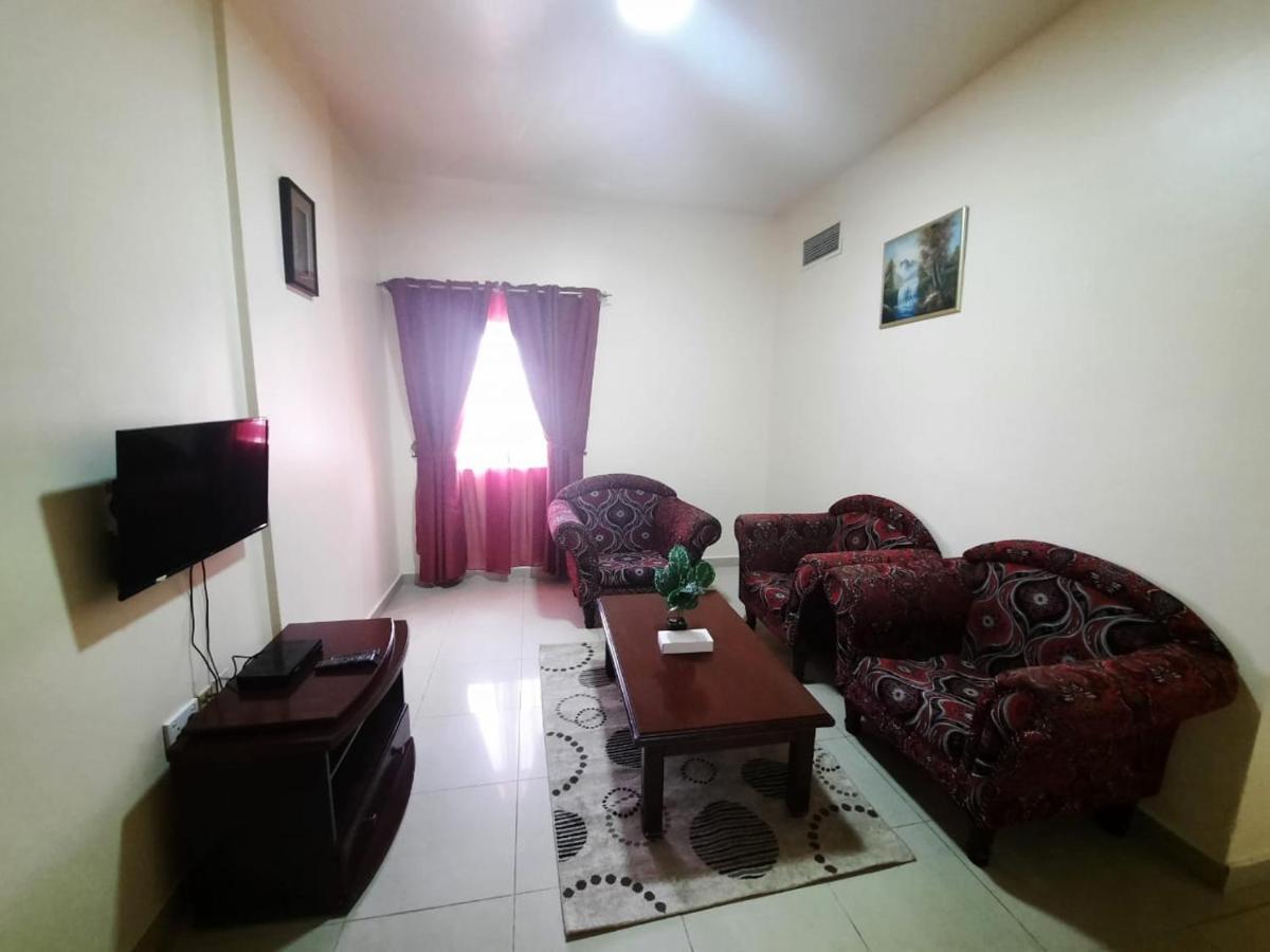Al Reem Hotel Apartments - BAITHANS Schardscha Exterior foto