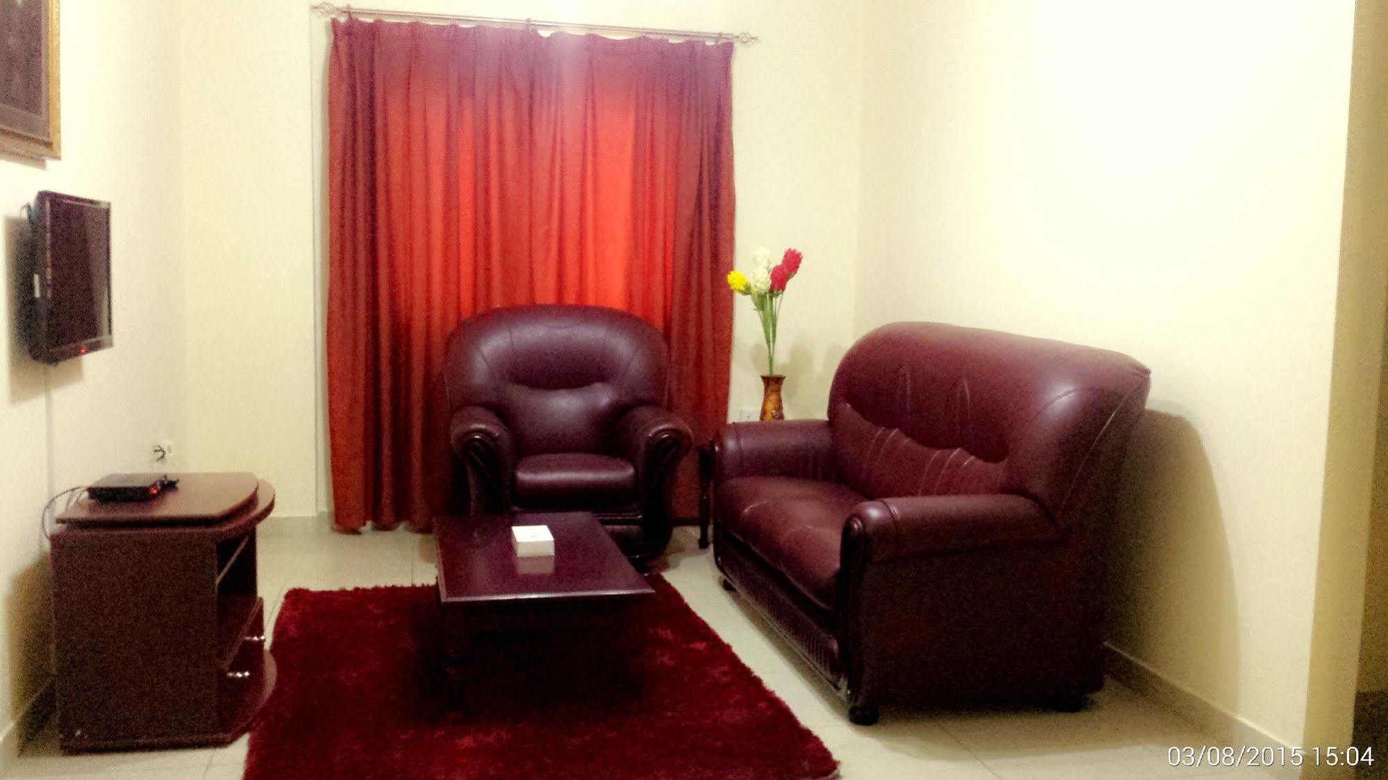 Al Reem Hotel Apartments - BAITHANS Schardscha Exterior foto